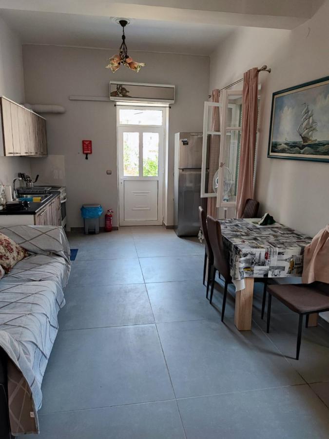 Ευχάριστο Σπίτι Στο Κέντρο Της Πόλης Του Ναυπλίου. Daire Anabolu Dış mekan fotoğraf